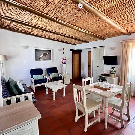 Baywatch Paternoster - The Cottage Exterior photo