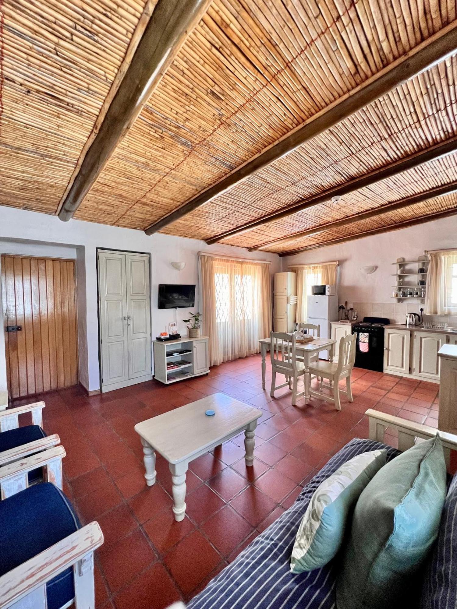 Baywatch Paternoster - The Cottage *