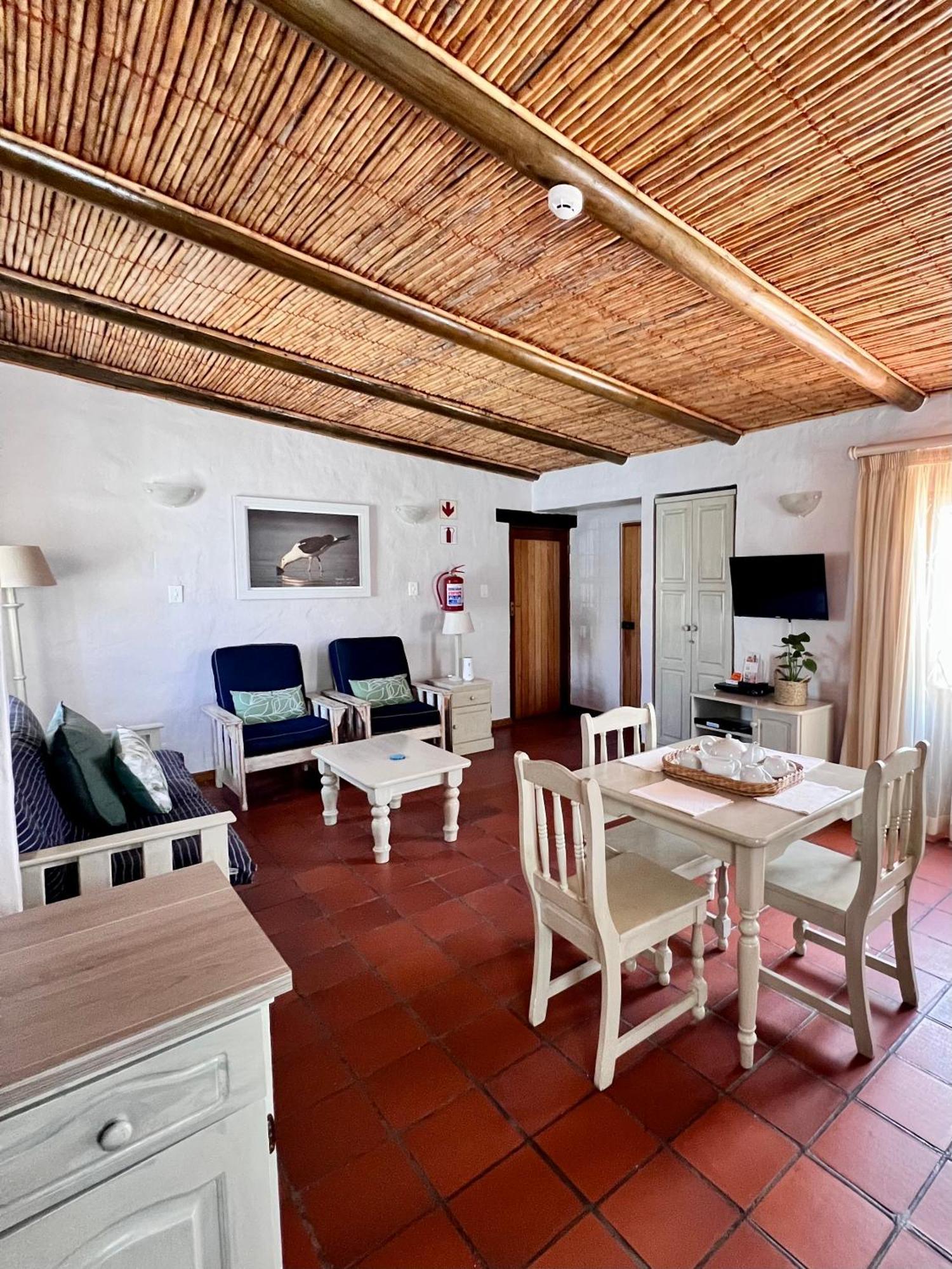 Baywatch Paternoster - The Cottage *
