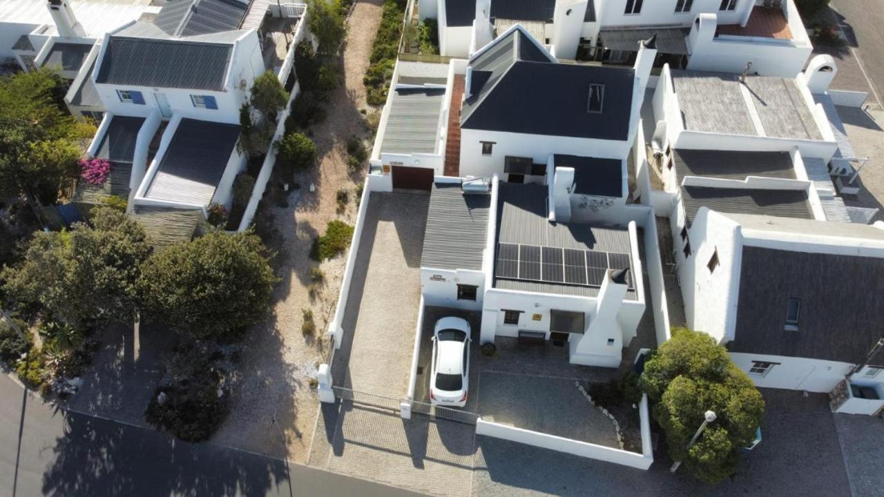 Baywatch Paternoster - The Cottage Holiday home